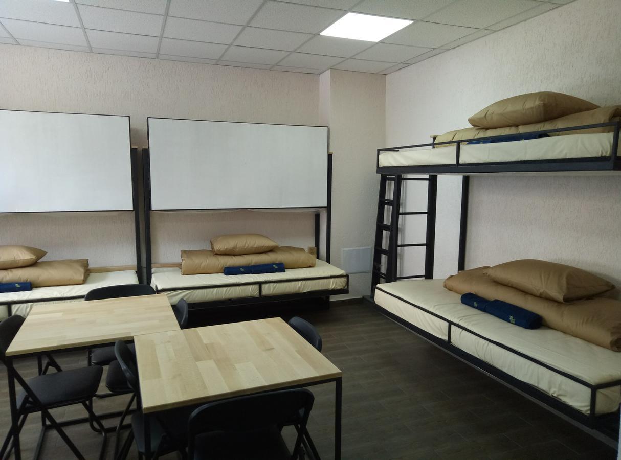 Hostel Svit Hub Каменец-Подольский Экстерьер фото